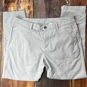 Tommy Bahama Pants. Gray. Mens size 36/30